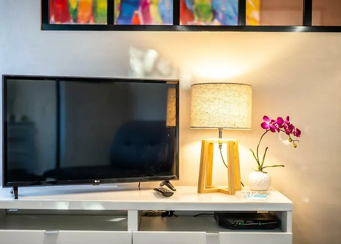 Le Chatelet- Parking Gratuit - Cosy Et Design - A 10 Mn De Geneve
