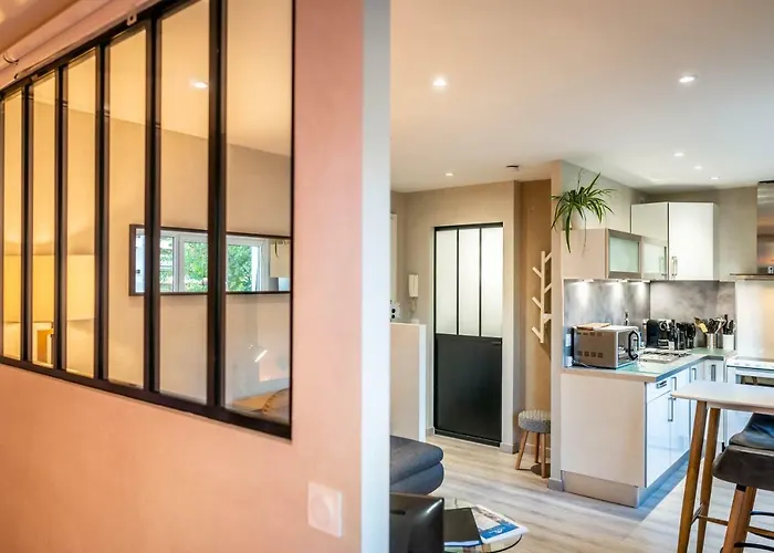 Le Chatelet- Parking Gratuit - Cosy Et Design - A 10 Mn De Geneve