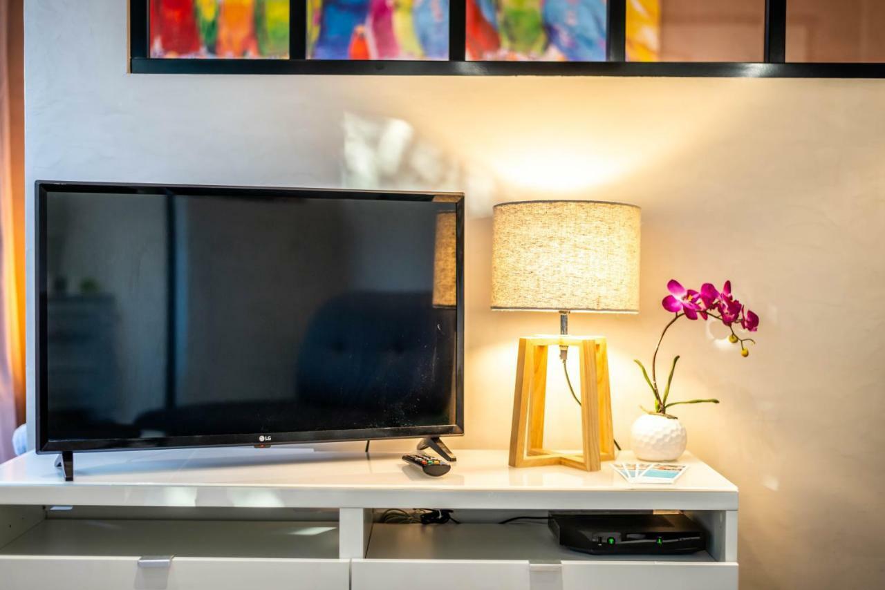 Apartment Le Chatelet- Parking Gratuit - Cosy Et Design - A 10 Mn De Geneve Annemasse