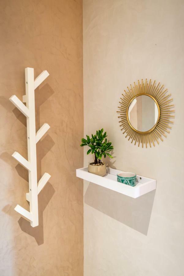 Le Chatelet- Parking Gratuit - Cosy Et Design - A 10 Mn De Geneve Annemasse